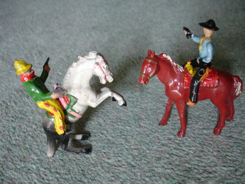 Vintage lead cowboys - lead, on