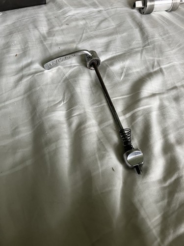 Mavic rear skewer - rear,