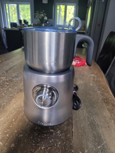 Breville milk cafe - milk, frother