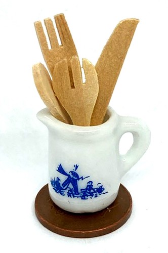 Dolls house wooden kitchen - 4,