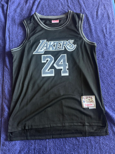 Los angeles lakers - angeles, m&n