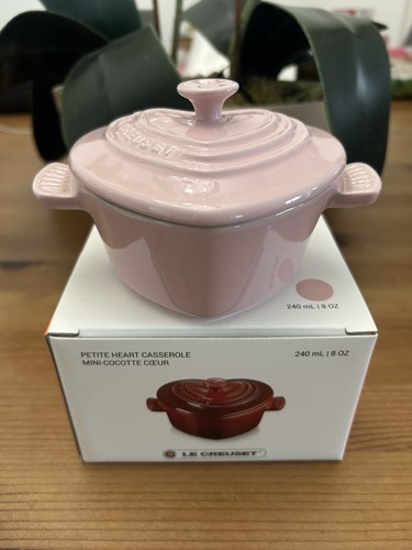Bnib creuset petite - creuset,