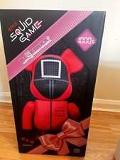 BearBrick 1000% Netflix Squid Game Square Guard✅ BRAND NEW/SEALED/AUTHENTIC