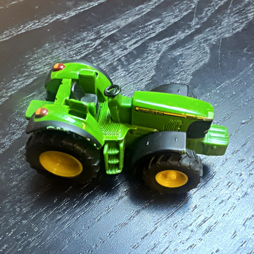 Green diecast farm tractor toy - green,
