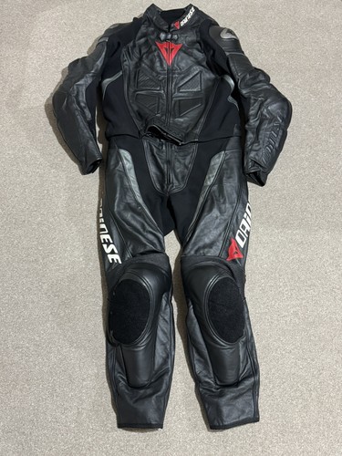 Dainese avro two piece - 2,