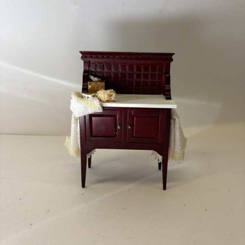 12th scale dolls house - scale,