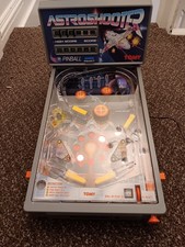 Retro VTG TOMY Astro Shooter Pinball Electronic Tabletop Game Working Complete 