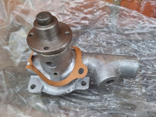 Nos water pump vauxhall - nos, fb