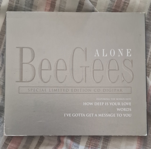 Bee gees alone - bee,