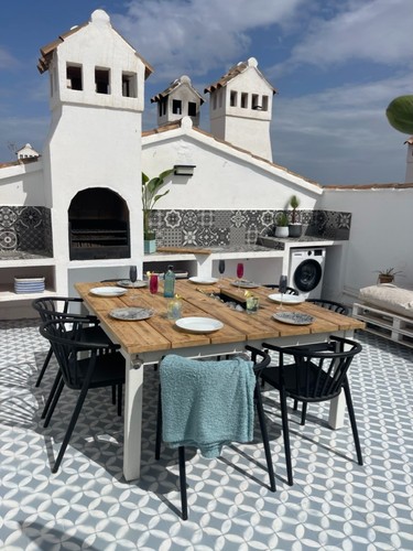 Square prosecco patio - square,