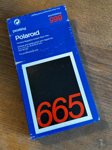 Polaroid type 665 - polaroid,