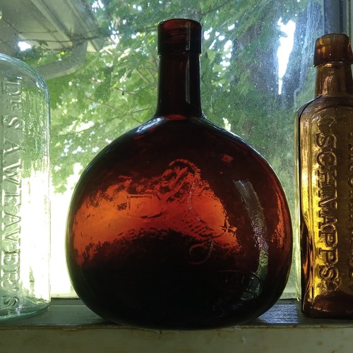 Pretty reddish puce - pretty,