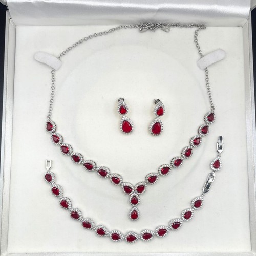 Red ruby pear cut - ruby,