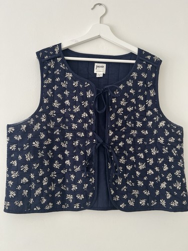 Joanie navy white floral - joanie,