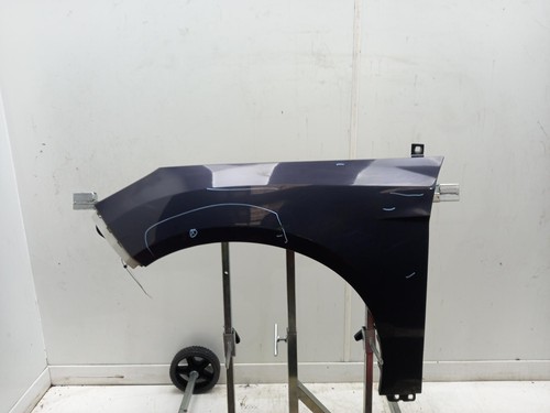 Ford focus left front wing - focus,