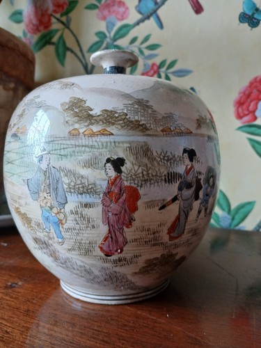 Japanese satsuma oriental vase - japanese,
