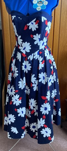 Ladies bnwt vintage trina - ladies,