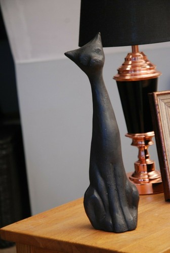 Tall sitting cat - tall,