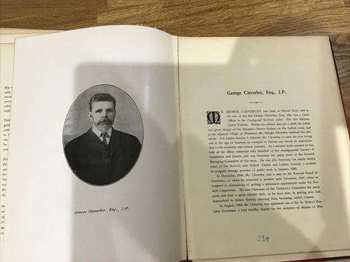 Norfolk leaders c1907 - leaders,