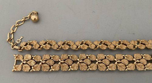 Gold tone trifari - bracelet, &