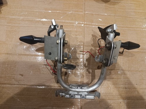Front frame support original - support,