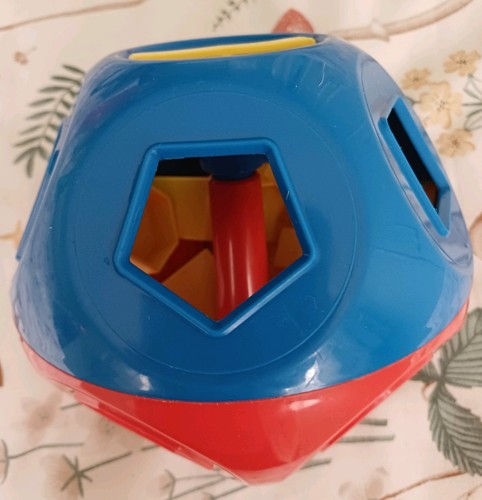 Tupperware shape ball - ball,