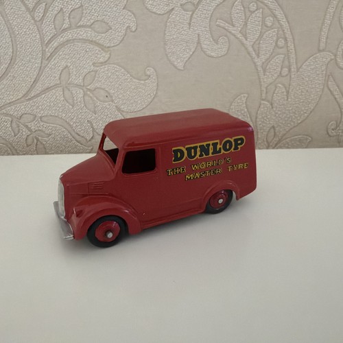 Dinky 451 trojan van dunlop - trojan,