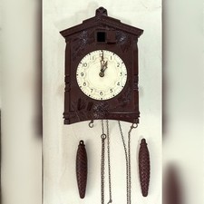 Vintage Soviet USSR Russian MAJAK МАЯК Bakelite Cuckoo Wall Clock Needs Pendulum