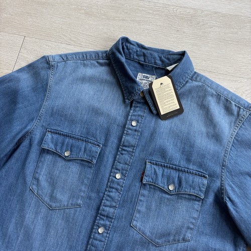 Bnwt levi denim shirt - levi's,