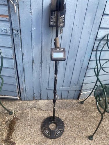 Metal detector white - metal,