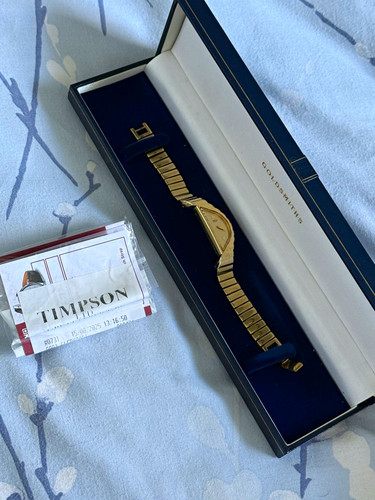 Seiko vintage half moon quartz - seiko,