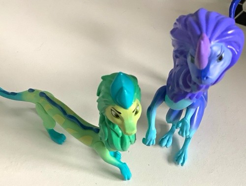Plastic dragon figurine set - dragon,