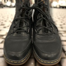 Men's 11 DR. MARTENS VERY RARE