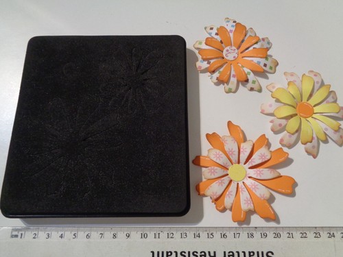 Sizzix bigz flower - layers,