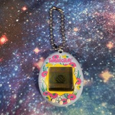 Bandai Tamagotchi Original Garden Poppies Shell | Tamagotchi Original Cyber Pet