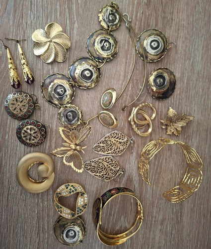 Costume jewelry job lot - jewelry,