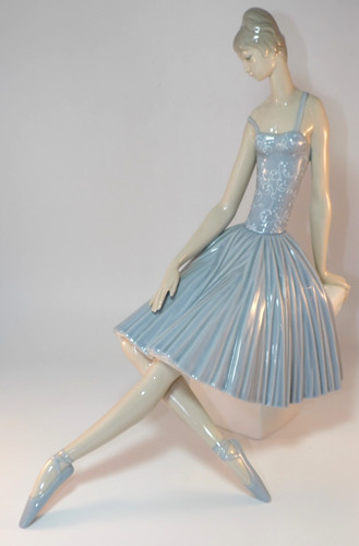Lladro 37cm glossy ballerina - 37cm,