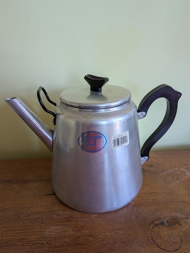 Aluminum large litre - litre, teapot