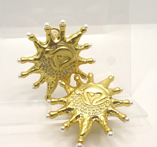Schiaparelli star burst - burst, heart