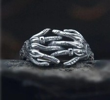 Gothic Skull Band Ring Tattoo