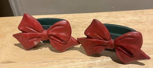 Pair vintage red bow napkin - of,