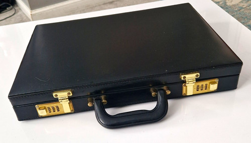 Black faux leather document - black,