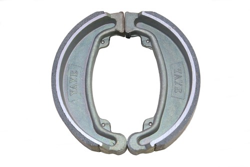 Honda cd250u rear brake - rear, shoes
