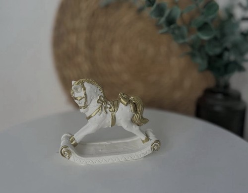Edible cake toppers - cake, horse