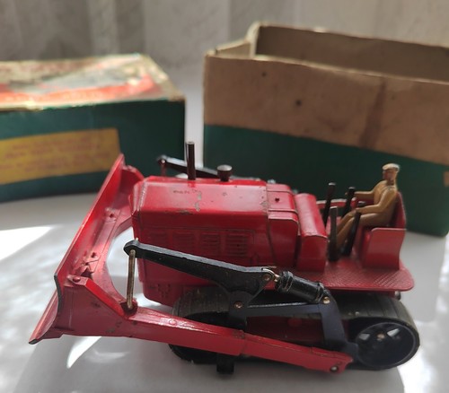 Dinky supertoys 561 - dinky,