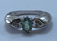 9CT WHITE GOLD ALEXANDRITE AND