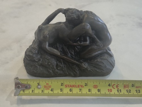Antique patinated bronze - patinated,