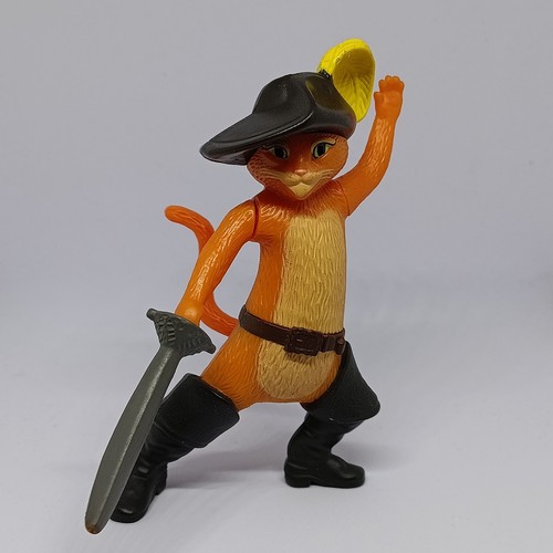 Mcdonalds puss boots toy - puss, in