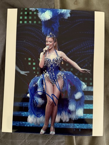 Kylie minogue hand signed - minogue,
