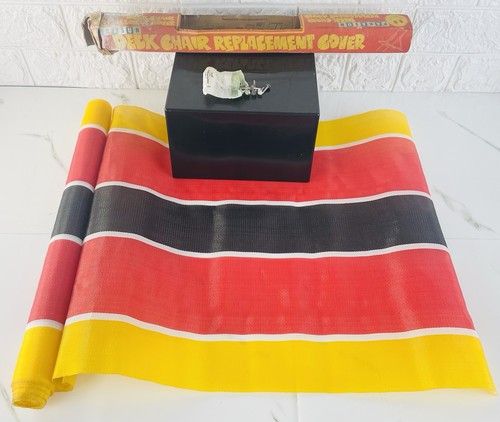 Vintage traditional deck chair - traditional,